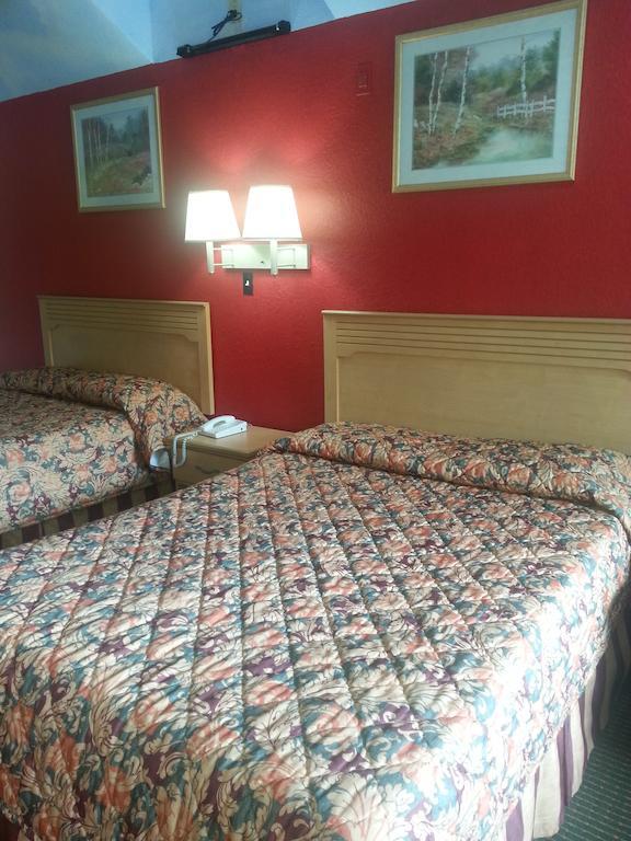 Crystal Inn 249 North Louetta Bilik gambar