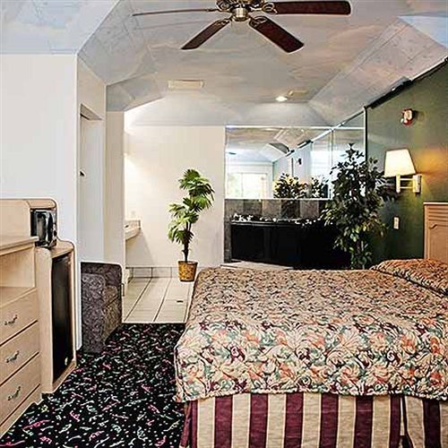 Crystal Inn 249 North Louetta Luaran gambar